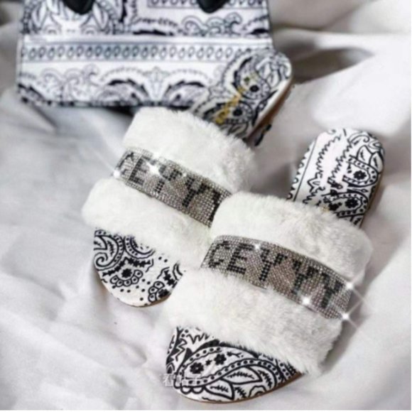 Shoes - ICY Bandana Slides 💎